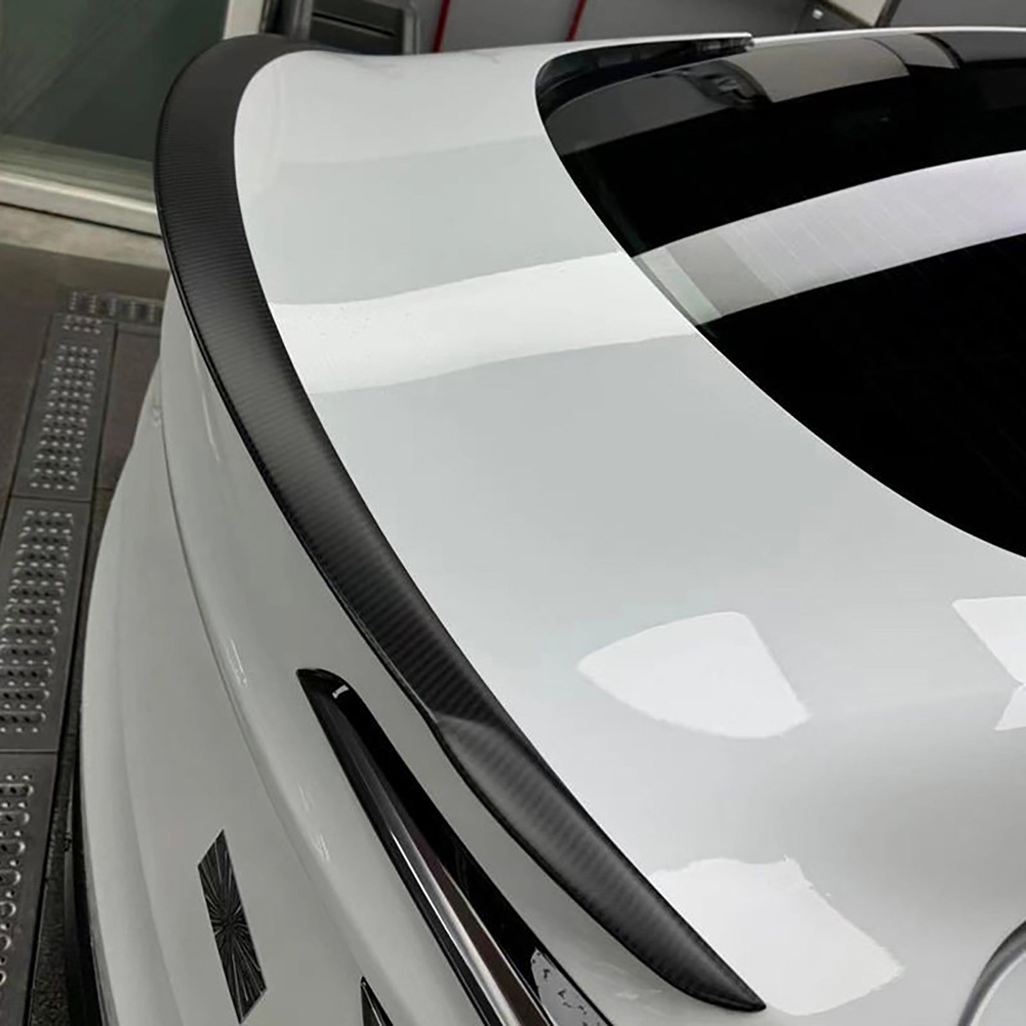 2024+ Tesla Model 3 Real Carbon Fiber Spoiler - Enhance Performance & Aerodynamics