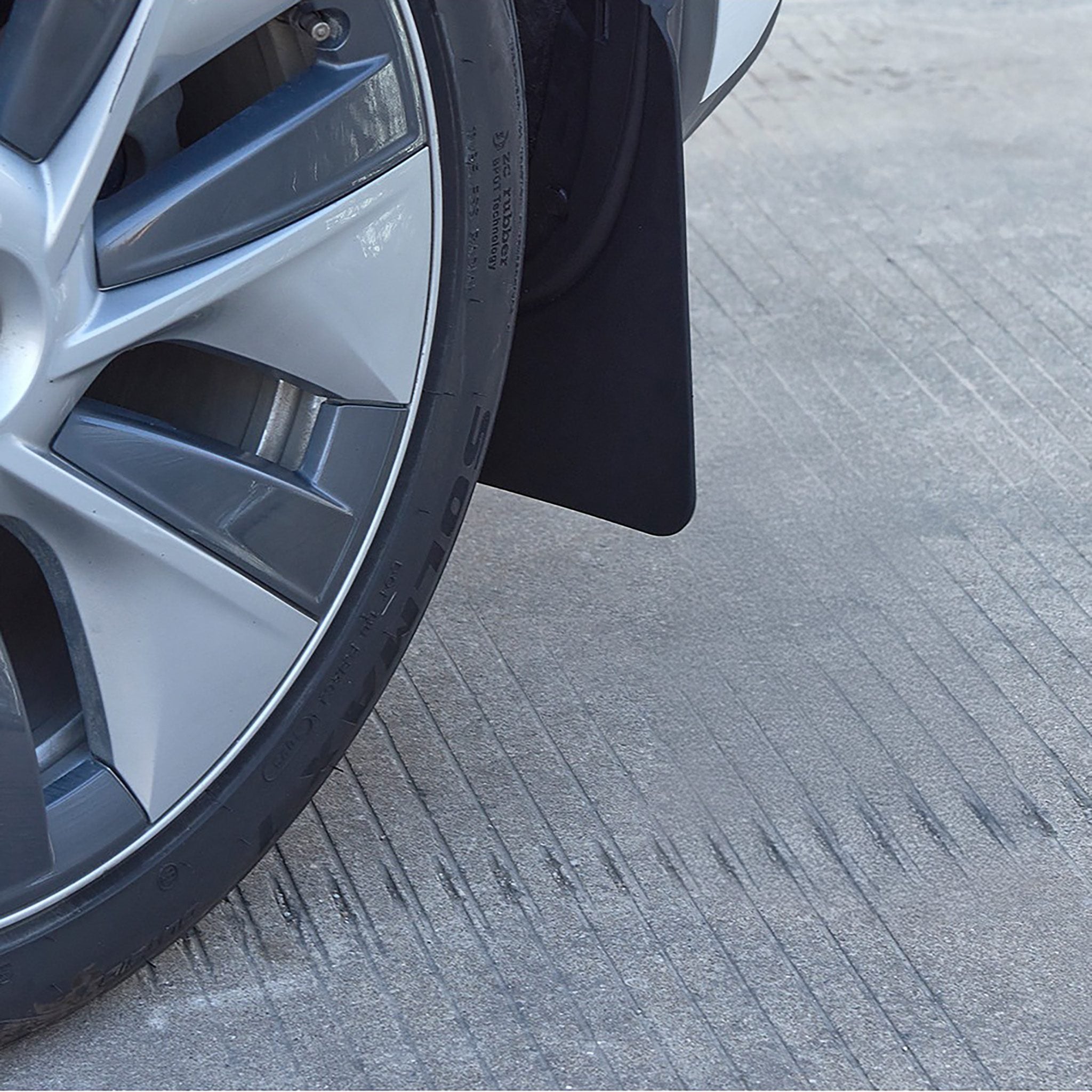 Best Flexible Mud Flaps Set For Tesla Model Y / 3 - With Push-on Clips