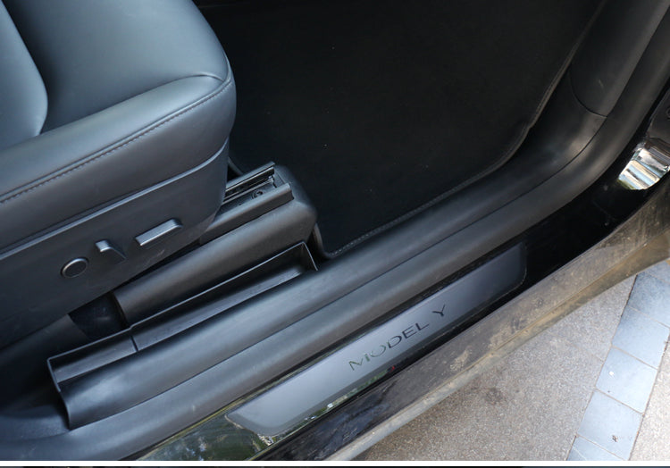 Tesla Model Y / Model 3 Front Door Sill Protector – Custom TPE Anti-Scratch Guard