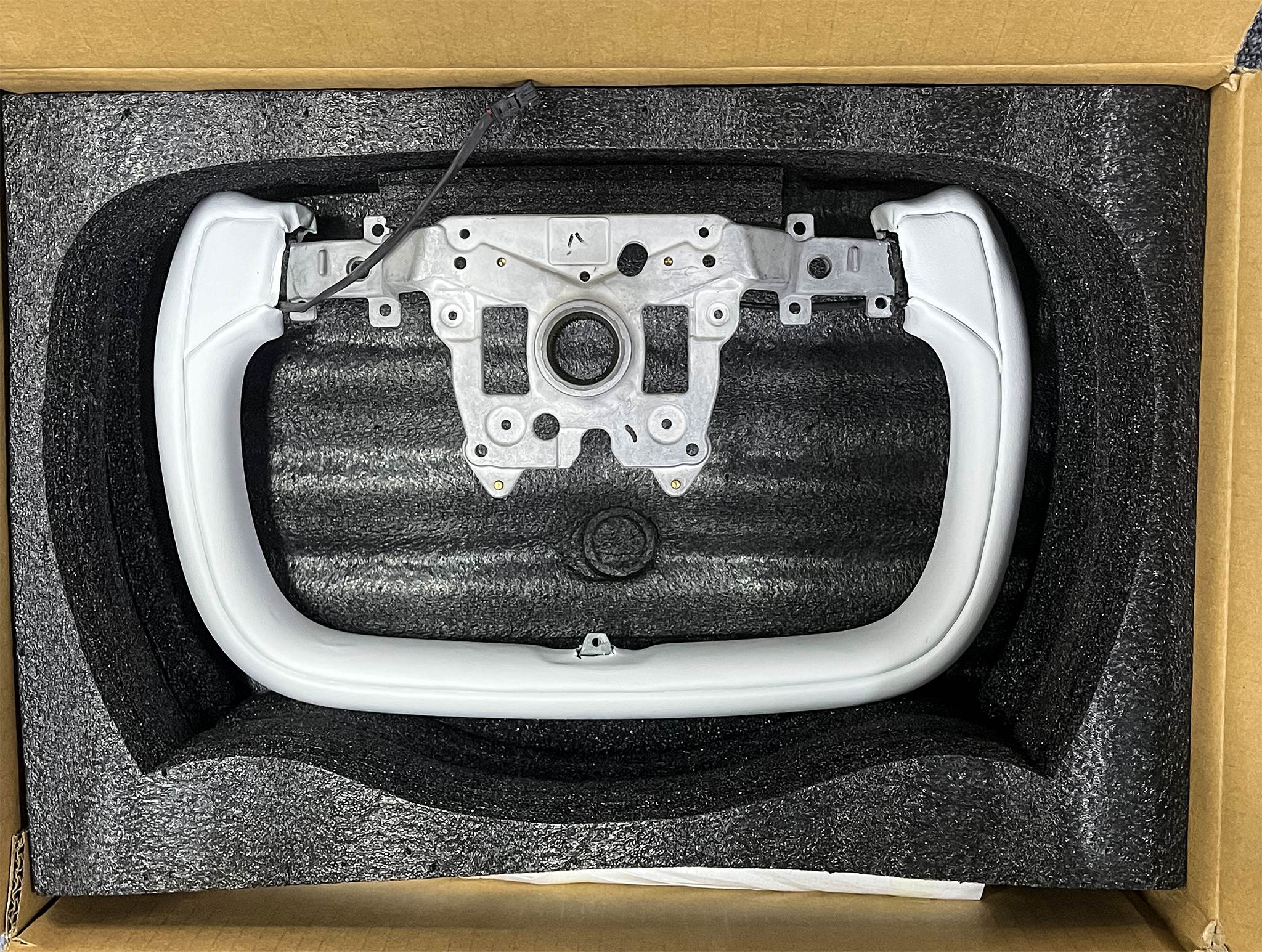 Tesla Model 3 Highland Yoke Steering Wheel (2024+) | Heated Leather Upgrade