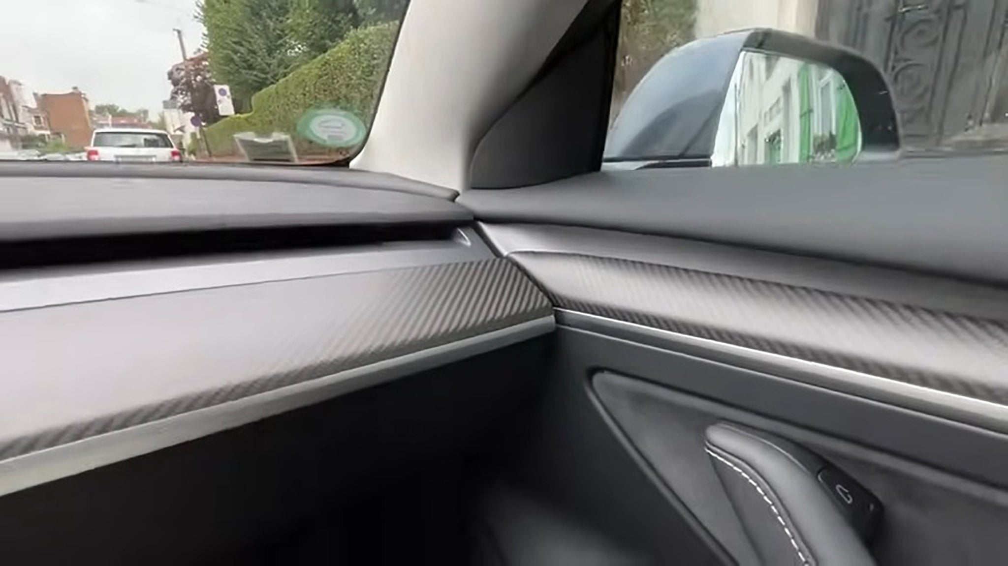 Yeslak Tesla Model 3/Y Dry Carbon Fiber Dashboard Cover | OEM Fit, UV-Resistant