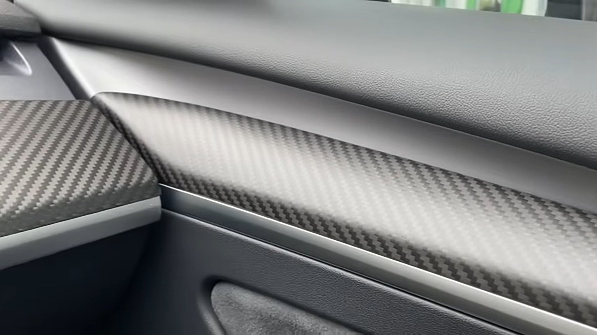 Tesla Model 3/Y Carbon Fiber Front Door Trim Covers – Premium Real Dry Carbon Fiber Interior Upgrade Kit