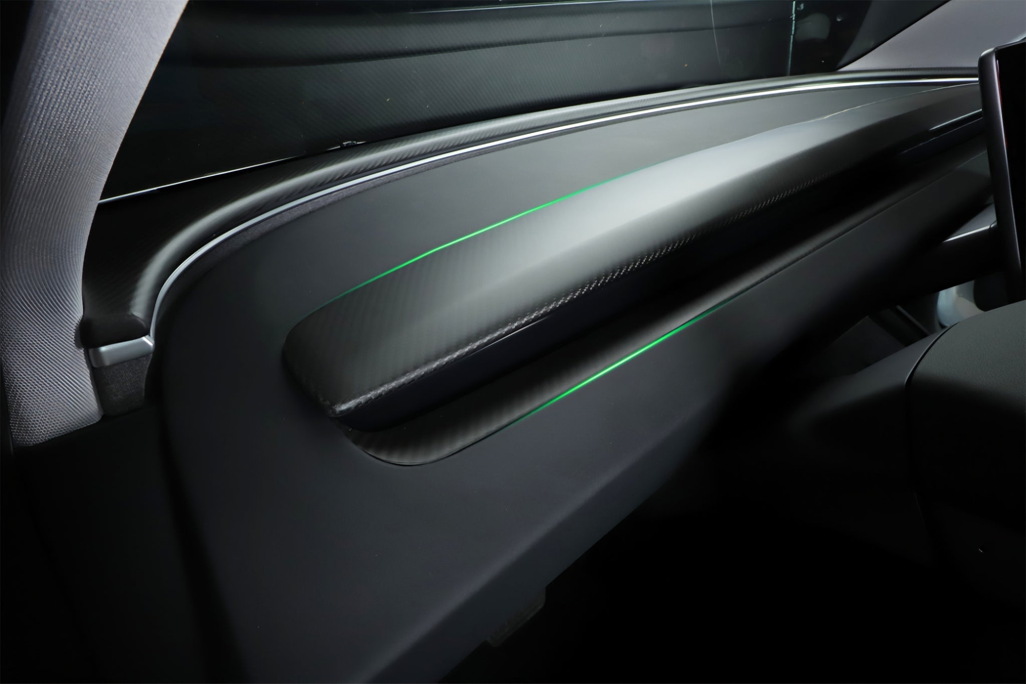 Upgrading Real Carbon Fiber Dashboard Replacement For 2024+ Tesla Model 3 Highland