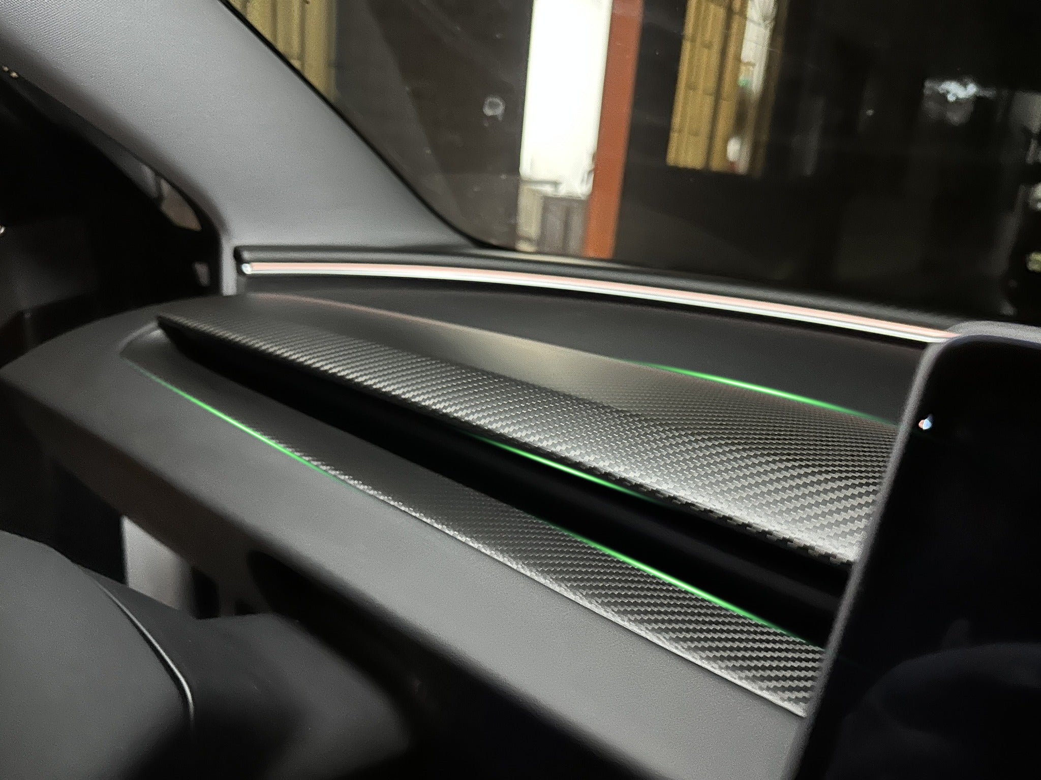 Upgrading Real Carbon Fiber Dashboard Replacement For 2024+ Tesla Model 3 Highland