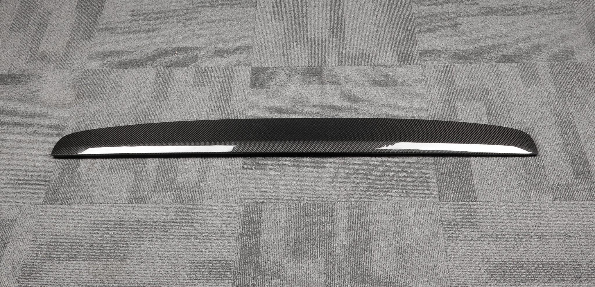 Upgrading Real Carbon Fiber Dashboard Replacement For 2024+ Tesla Model 3 Highland