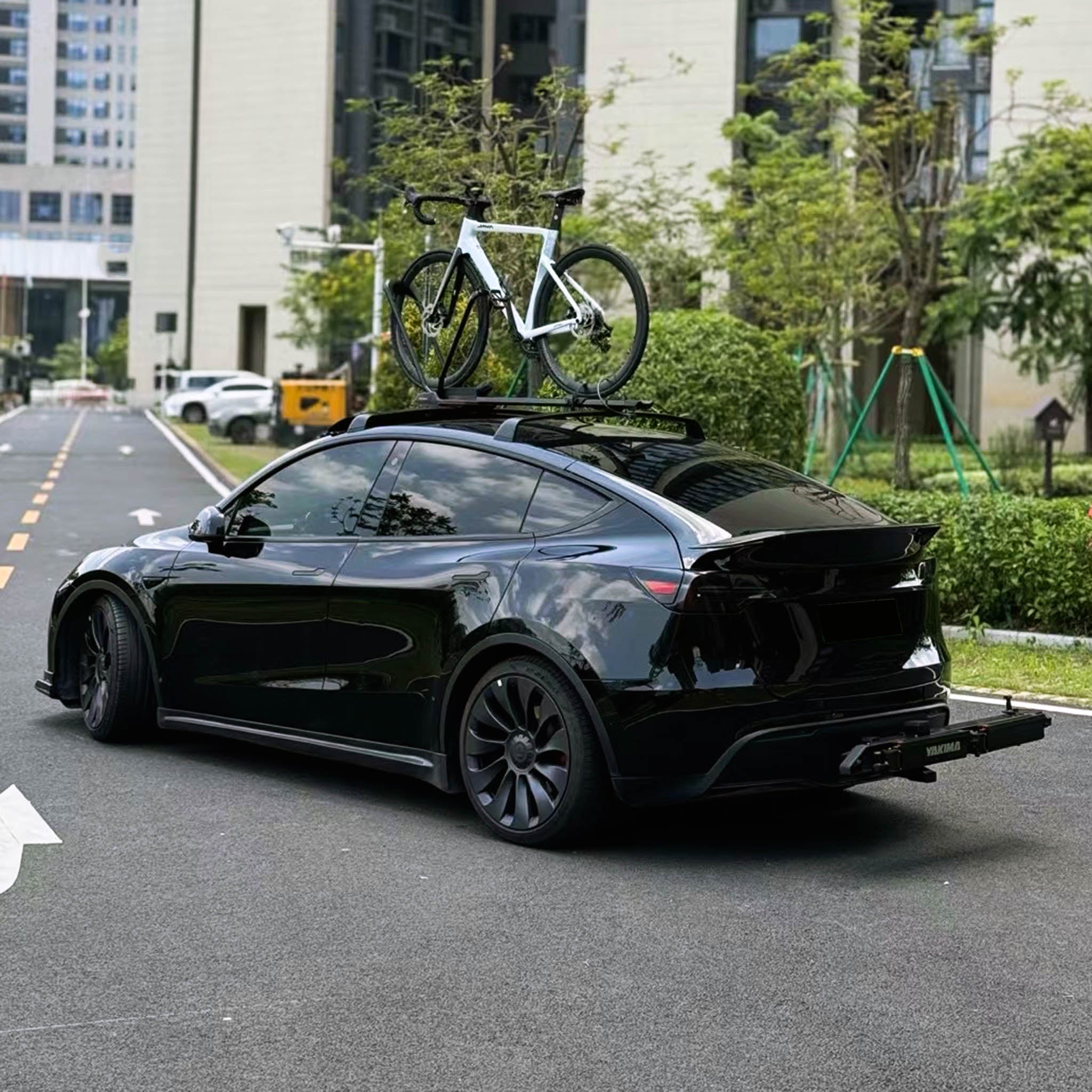 Roof rack for Tesla Model 3 and Model Y 2017-2025+