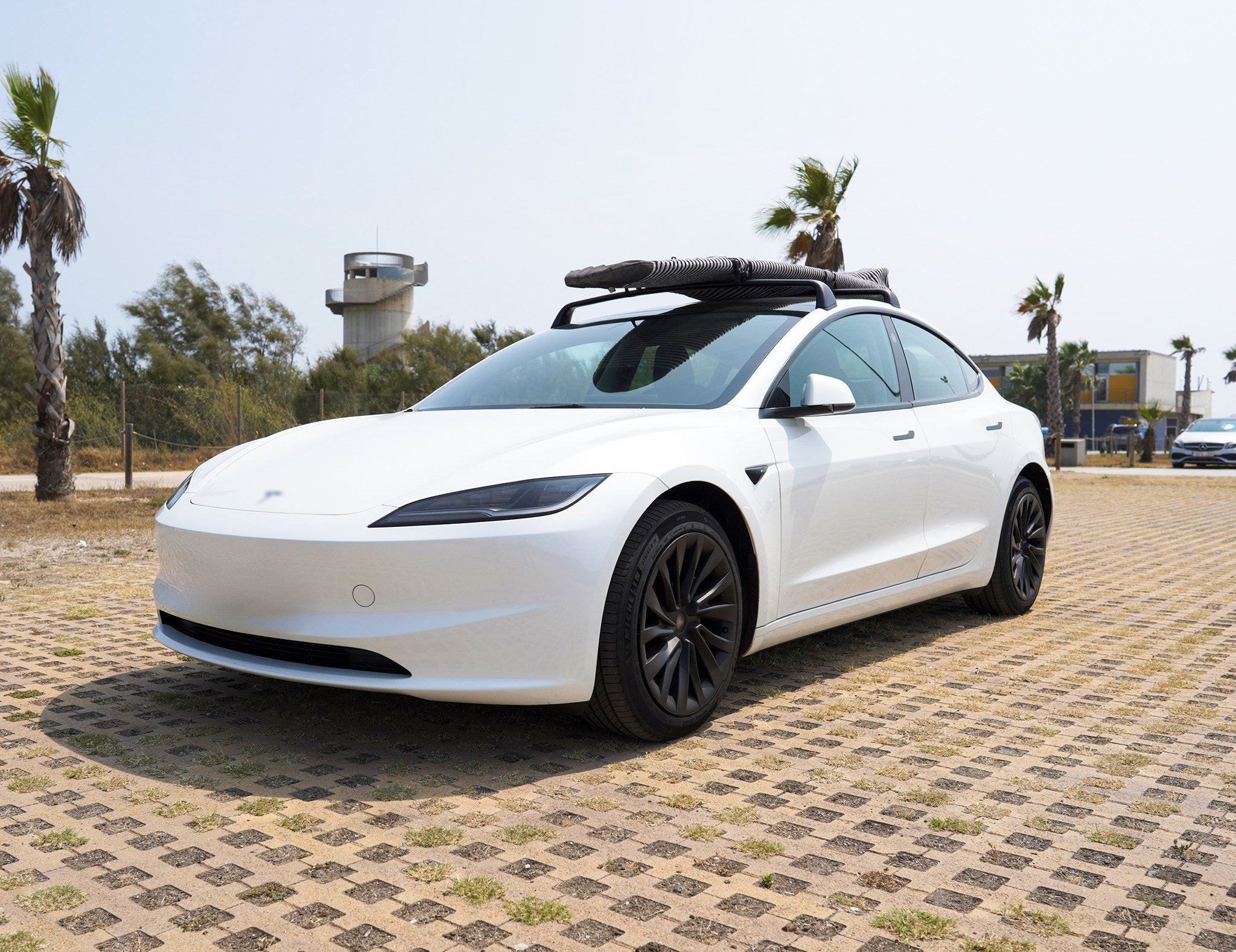 Roof rack for Tesla Model 3 and Model Y 2017-2025+