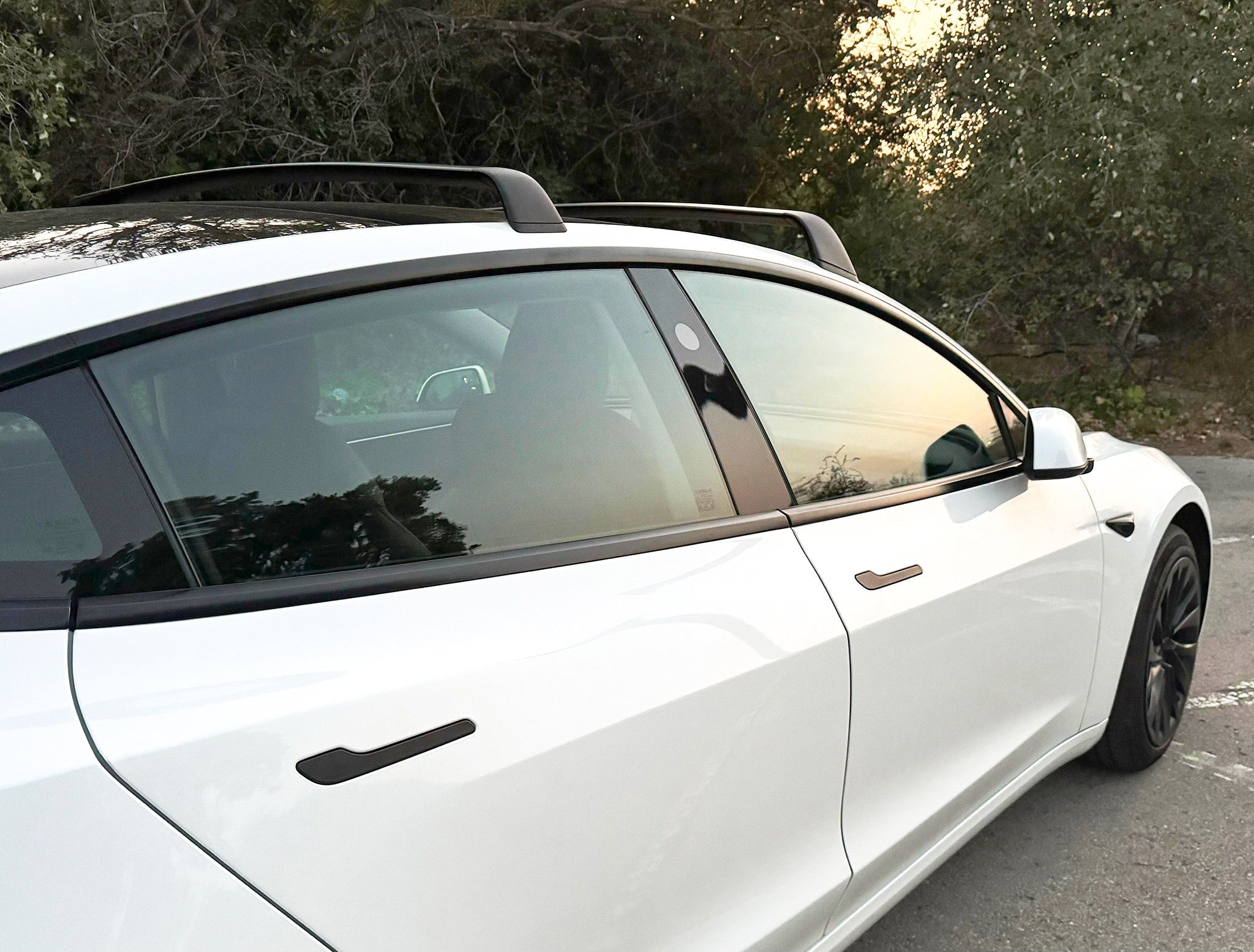 Roof rack for Tesla Model 3 and Model Y 2017-2025+