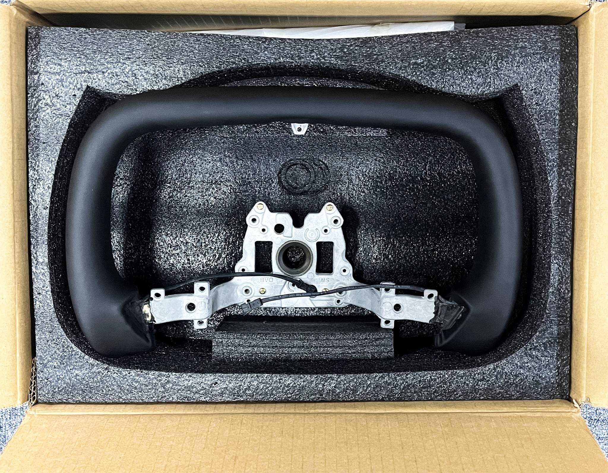 Tesla Model 3 Highland Yoke Steering Wheel (2024+) | Heated Leather Upgrade