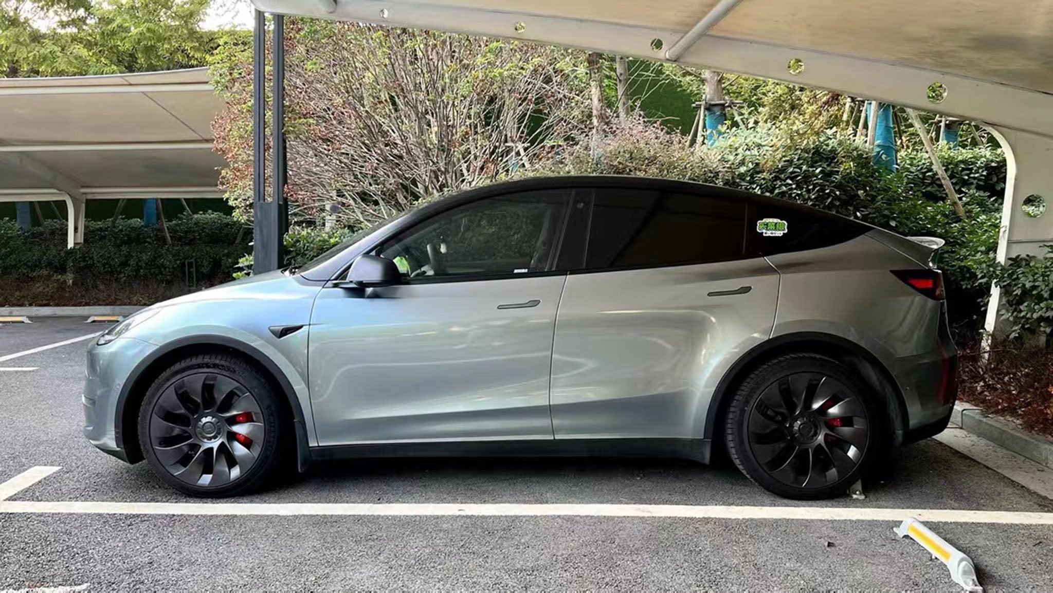 Performance Wheel Covers for Tesla Model Y 20'' Induction Wheels 2020-2024