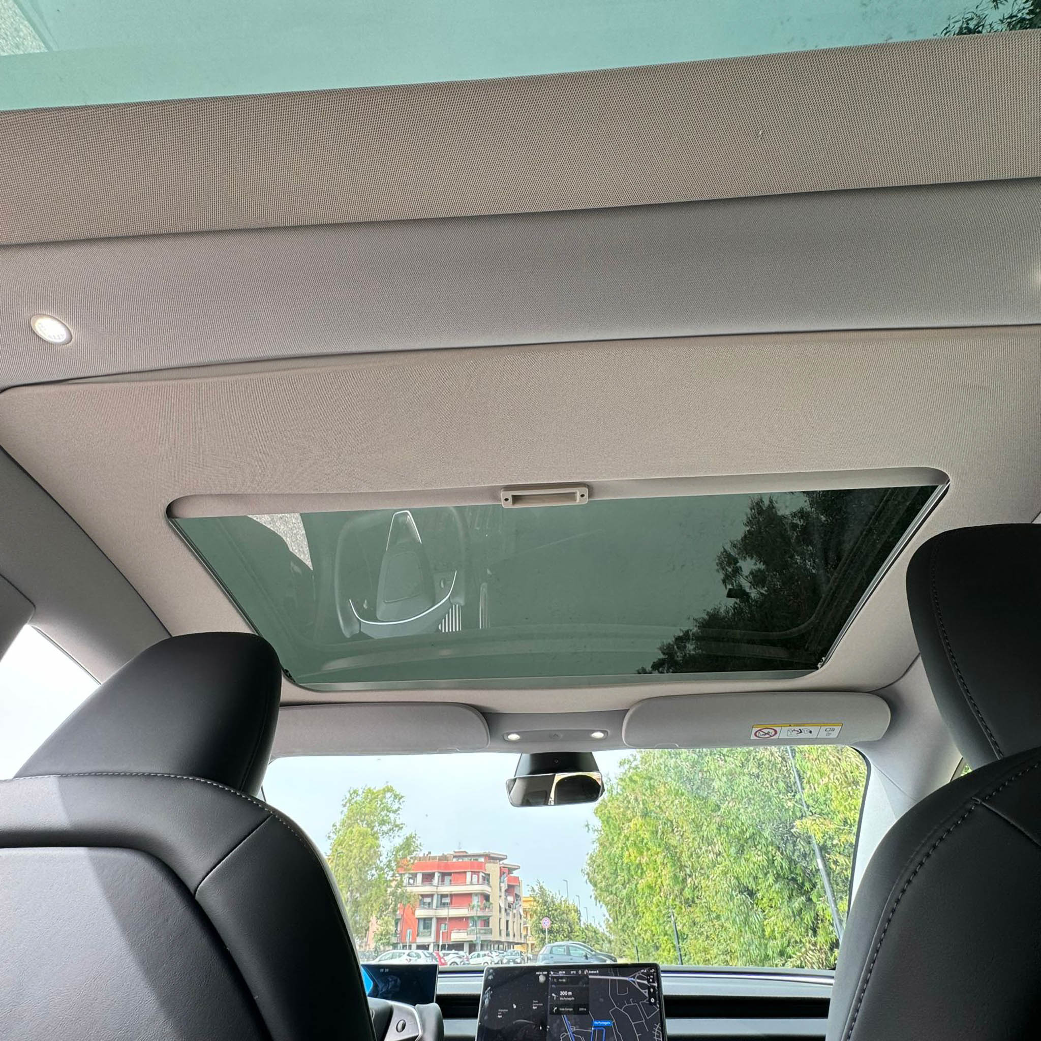Retractable Sunshade | Tesla Model 3 & Y (All Years)